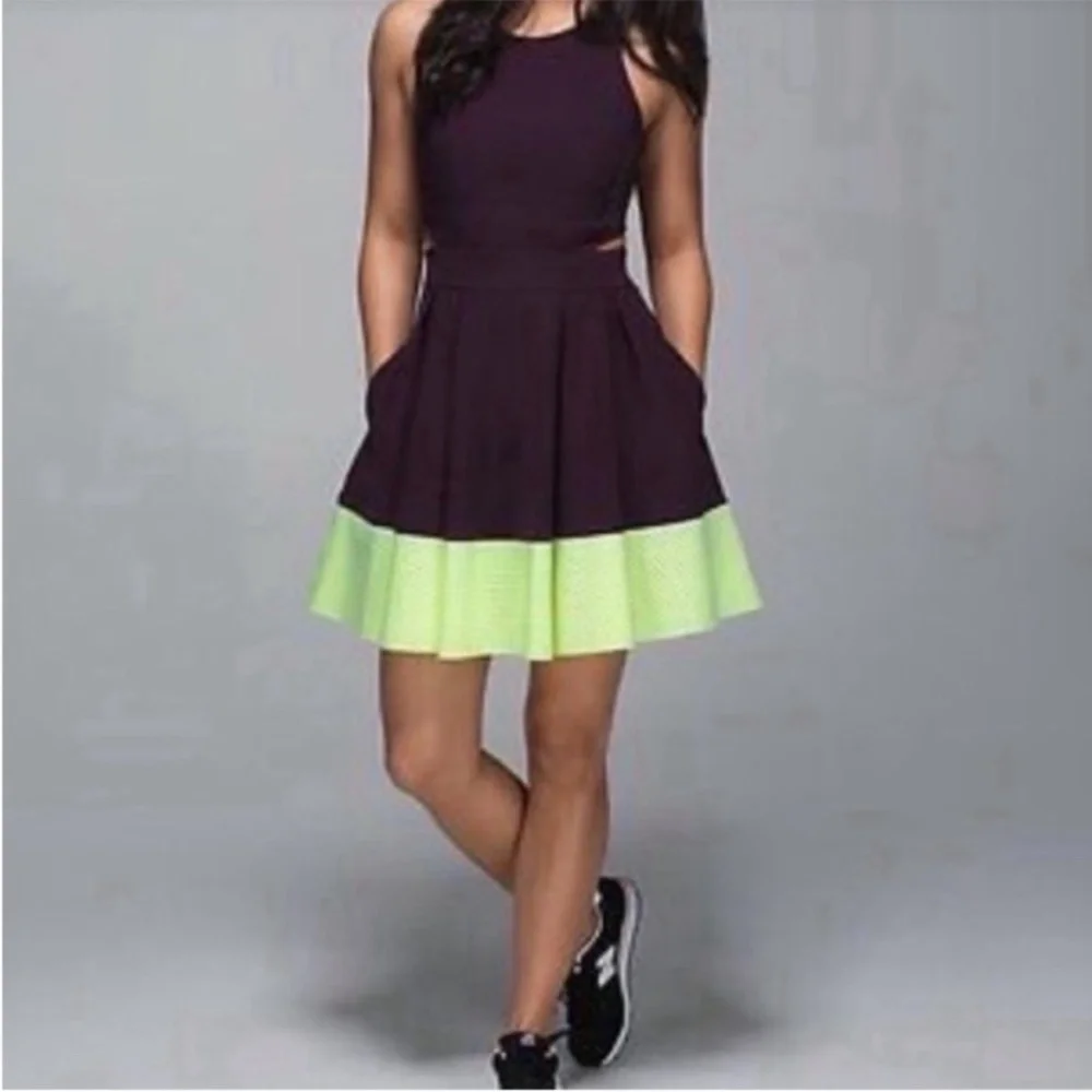 Lululemon Away Dresssize 8 - Picture 2 of 14